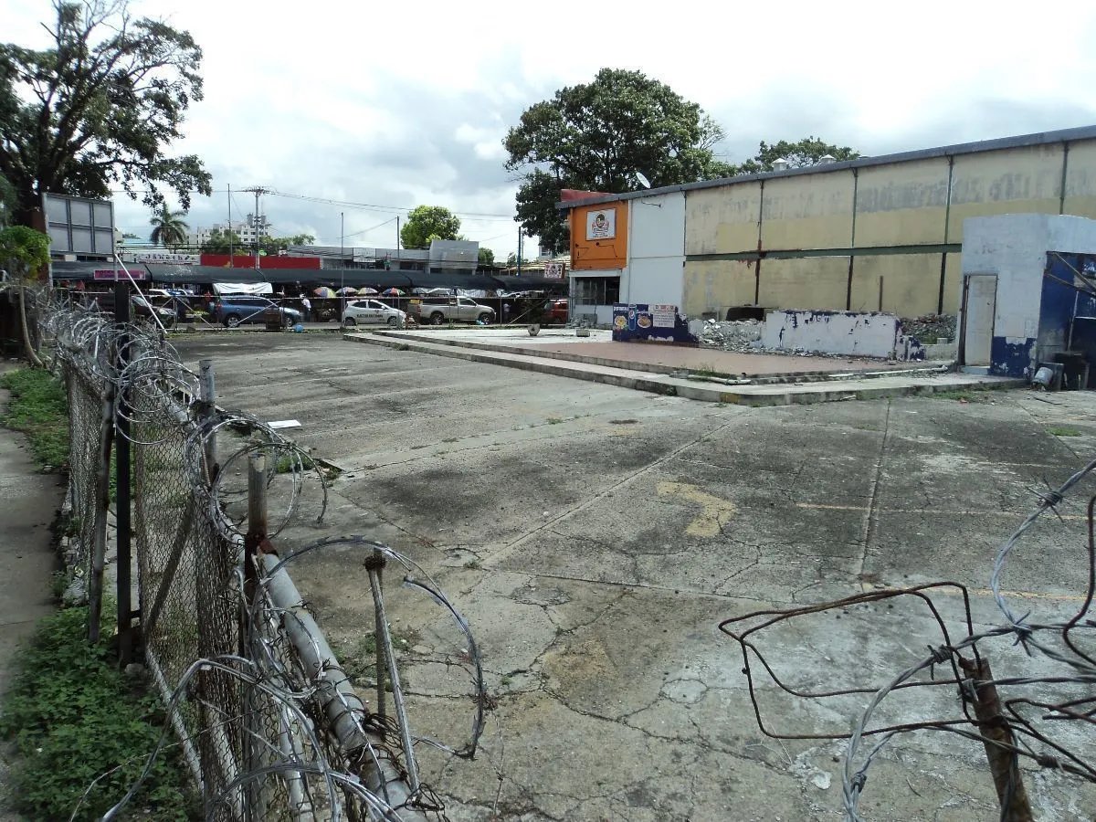 Building Lot for rent in Rio Abajo