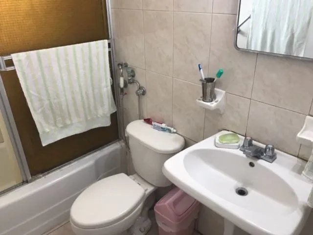 DIABLO CON 2 CASAS
