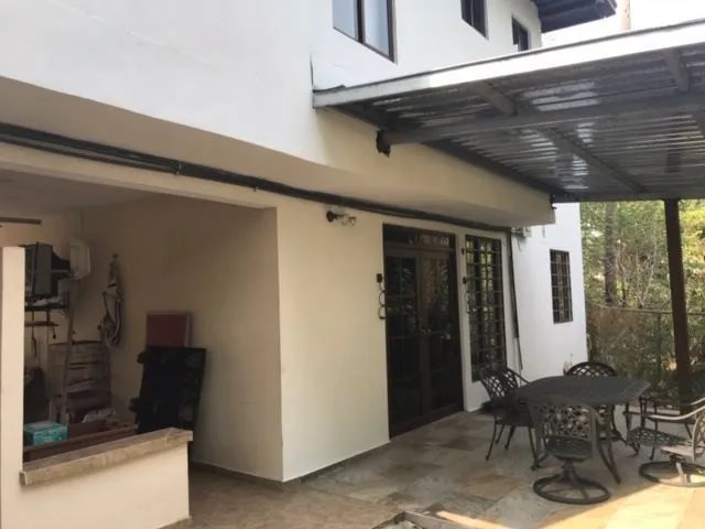 DIABLO CON 2 CASAS