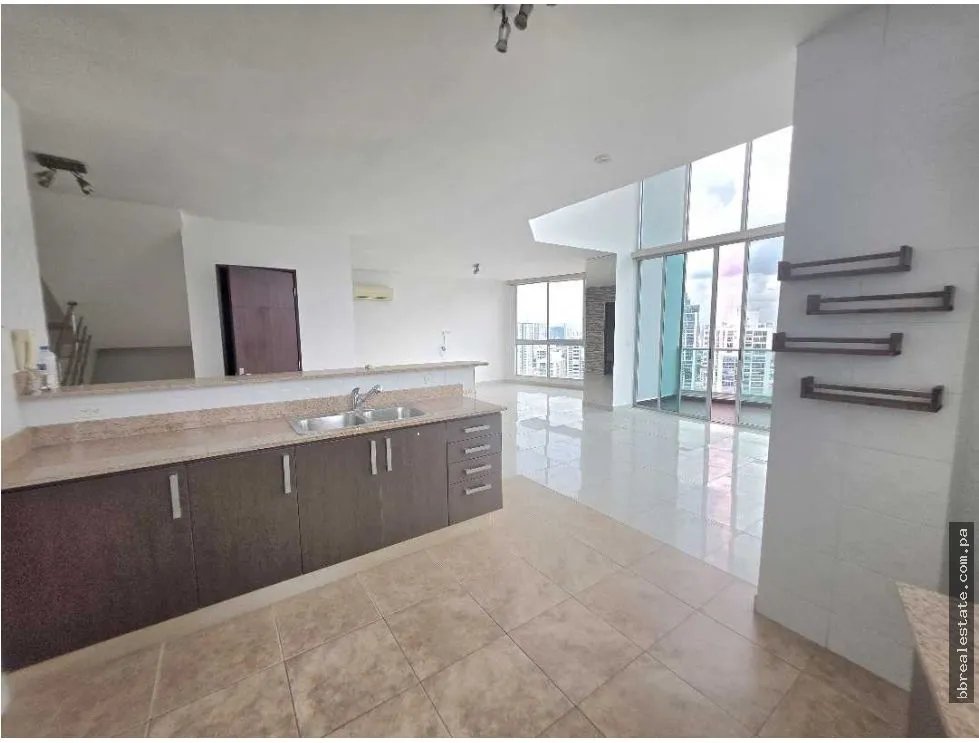 Apartment for Sale in PH Park Loft, San Francisco