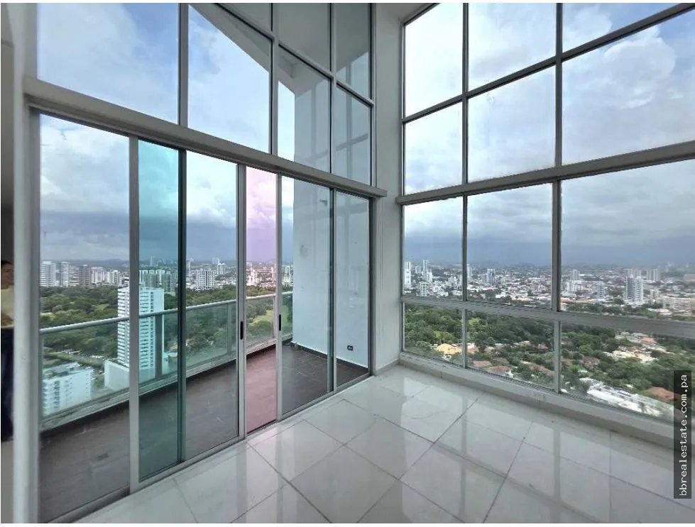 Apartment for Sale in PH Park Loft, San Francisco