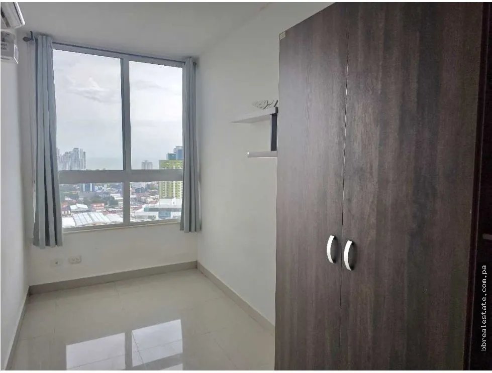Alquiler de Apartamento PH Venezia Tower, El Carmen
