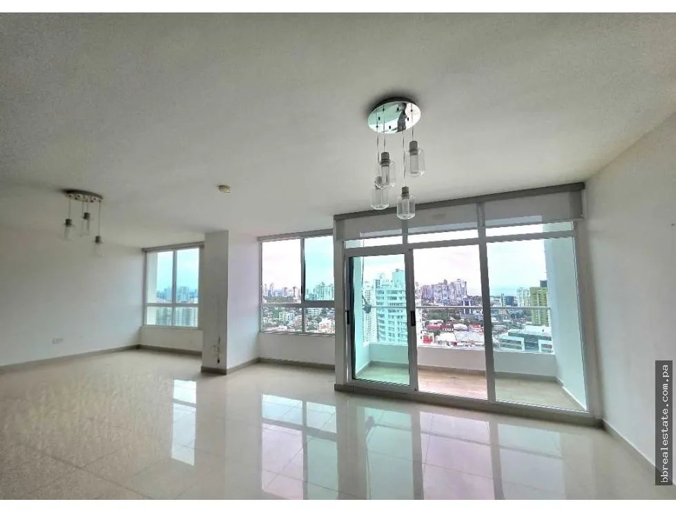 Alquiler de Apartamento PH Venezia Tower, El Carmen