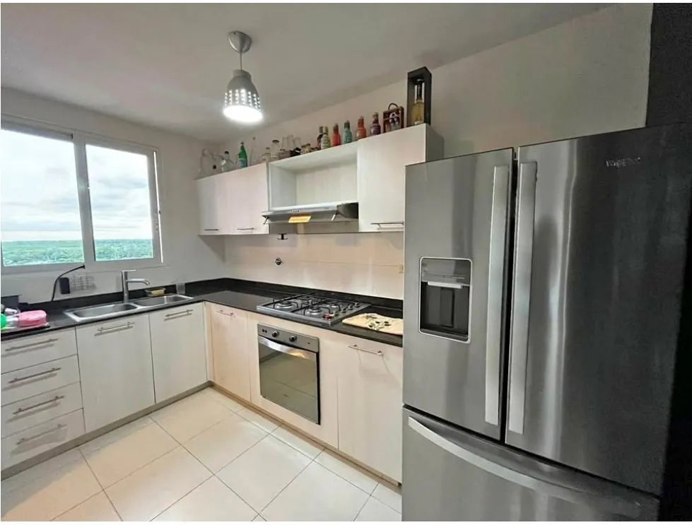 Alquiler de apartamento en PH Torres de Versalles I. MY