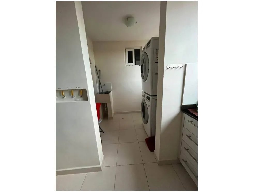 Alquiler de apartamento en PH Torres de Versalles I. MY