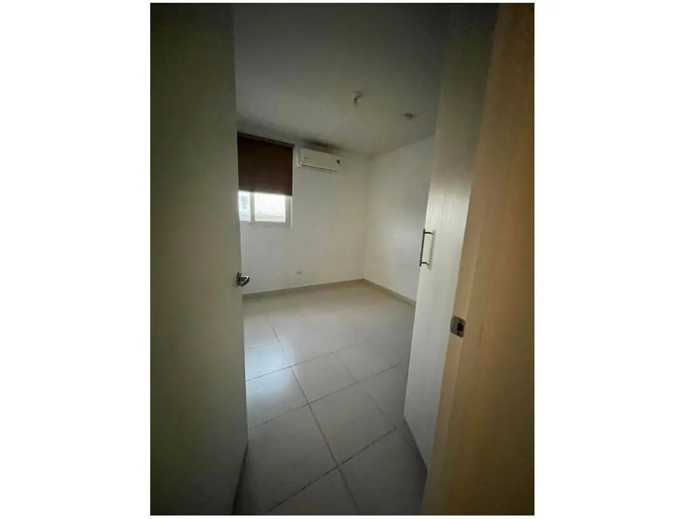 Alquiler de apartamento en PH Torres de Versalles I. MY