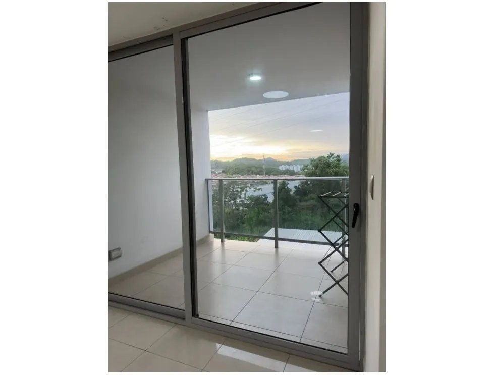 Venta/Alquiler de apartamento en PH Rokas, Condado del Rey. MY