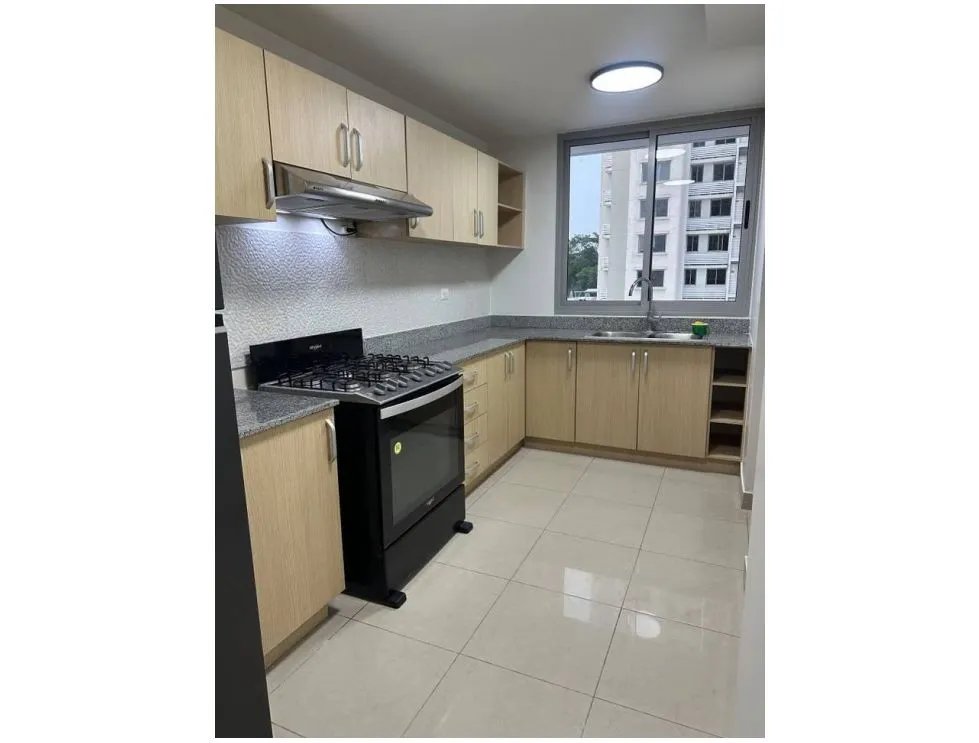 Venta/Alquiler de apartamento en PH Rokas, Condado del Rey. MY
