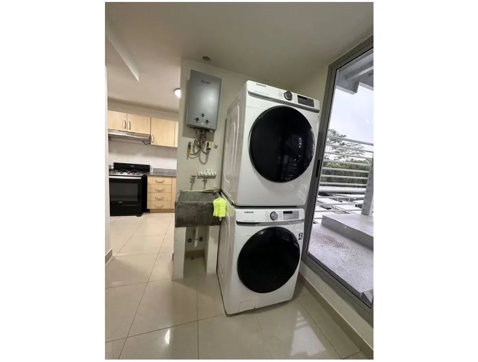 Venta/Alquiler de apartamento en PH Rokas, Condado del Rey. MY