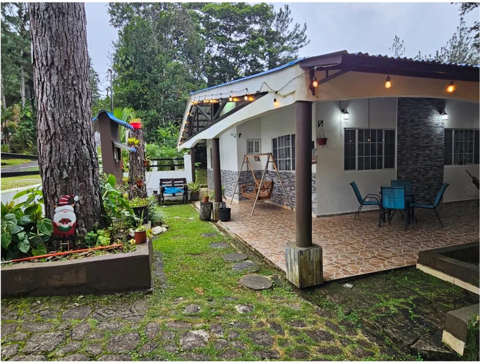 House for Sale in Altos de Cerro Azul. MY