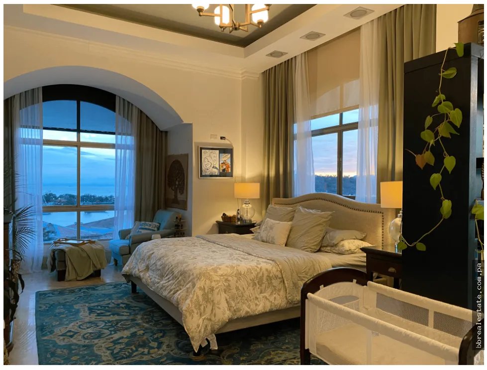 Luxury Penthouse for Sale in Amador Causeway, Panama