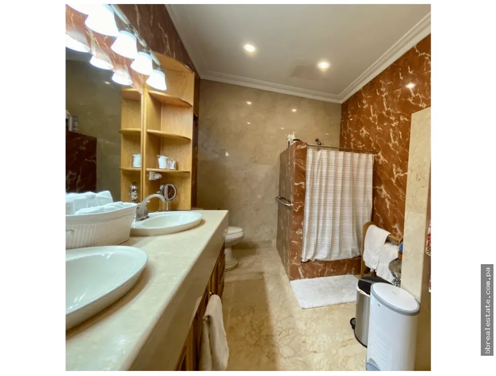Luxury Penthouse for Sale in Amador Causeway, Panama