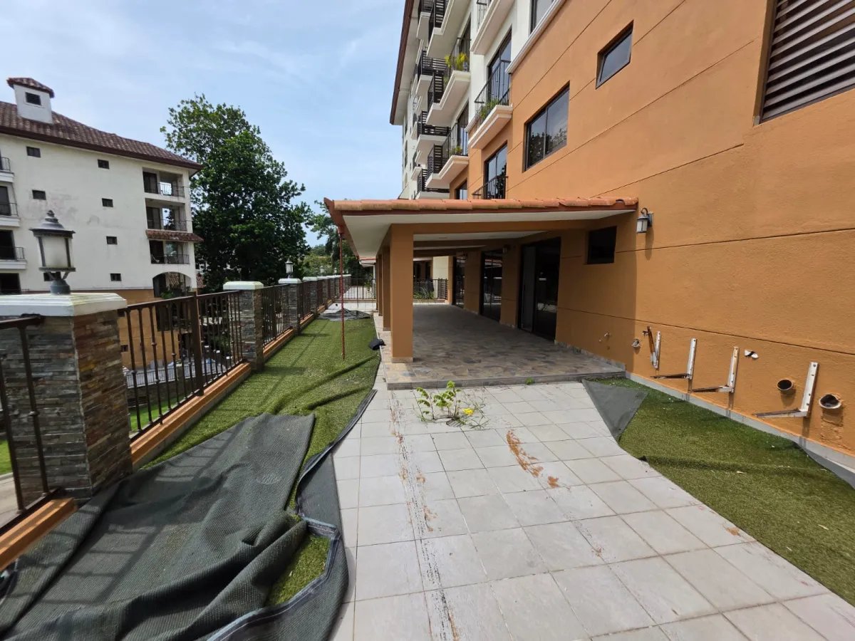 Apartamento à Venda em Clayton