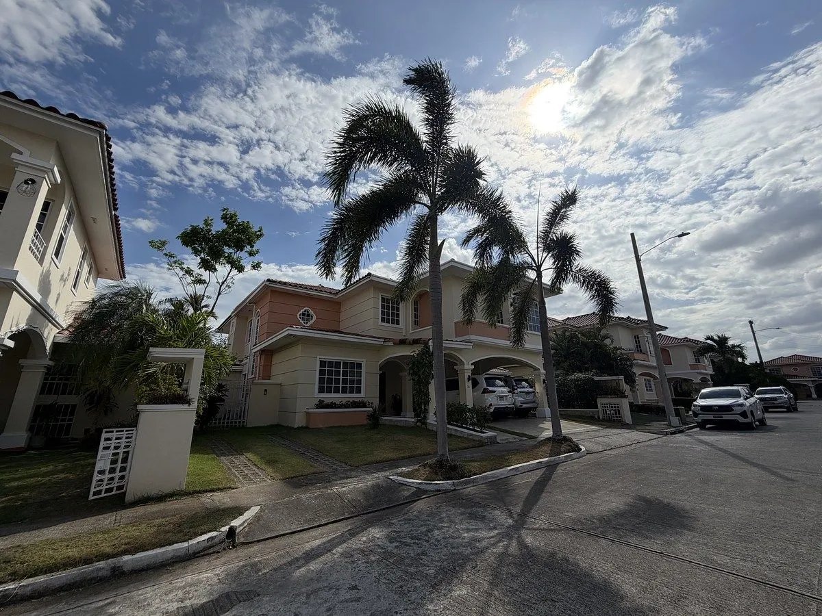 Venta casa Villa Valencia, Costa Sur