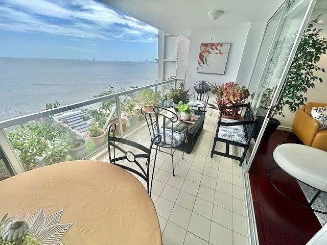 VENTA APARTAMENTO PH SABOGA CON VISTA FRONTAL AL MAR