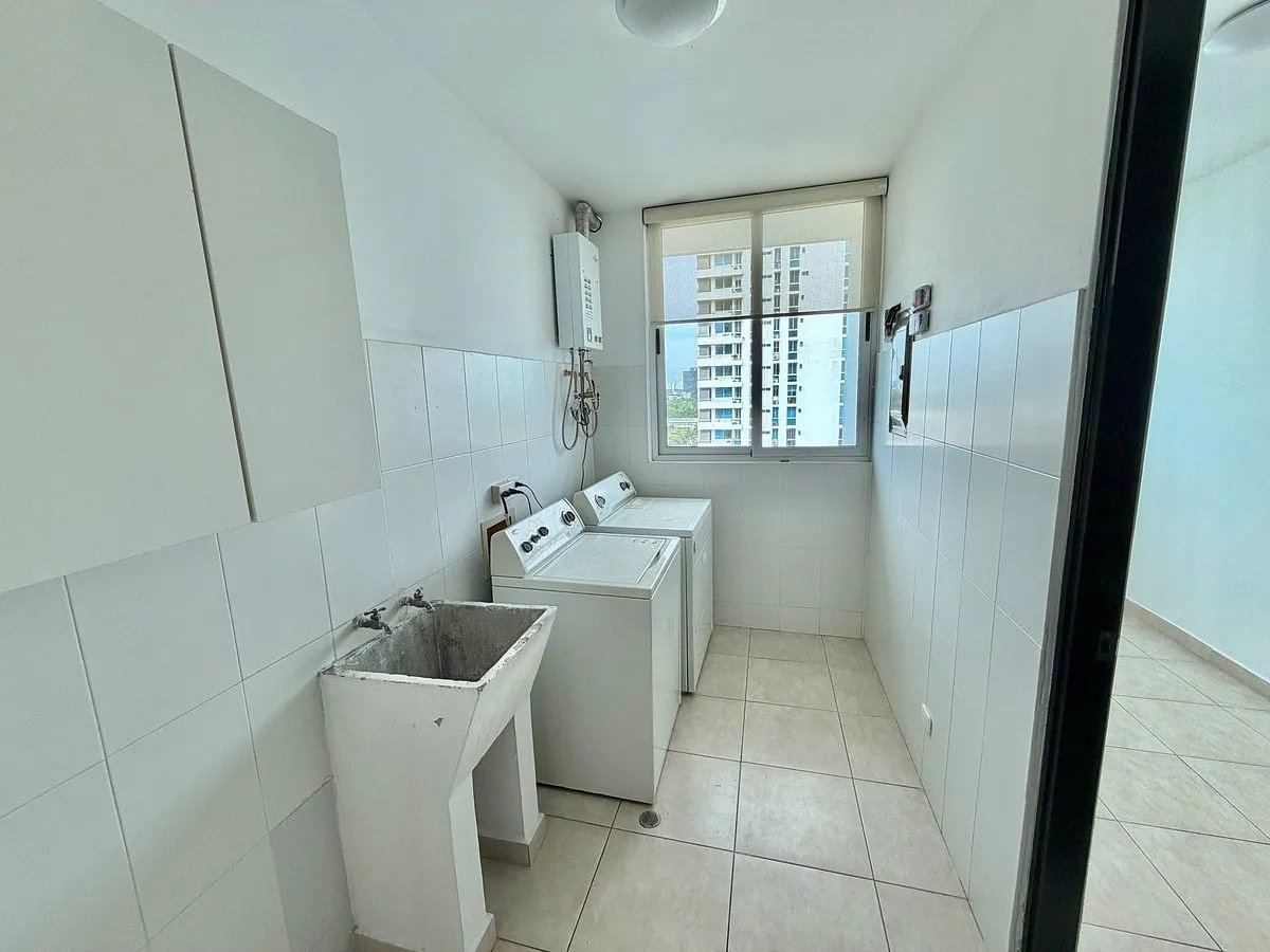 Sale of Apartment Alcalá with Sea View and Town Center