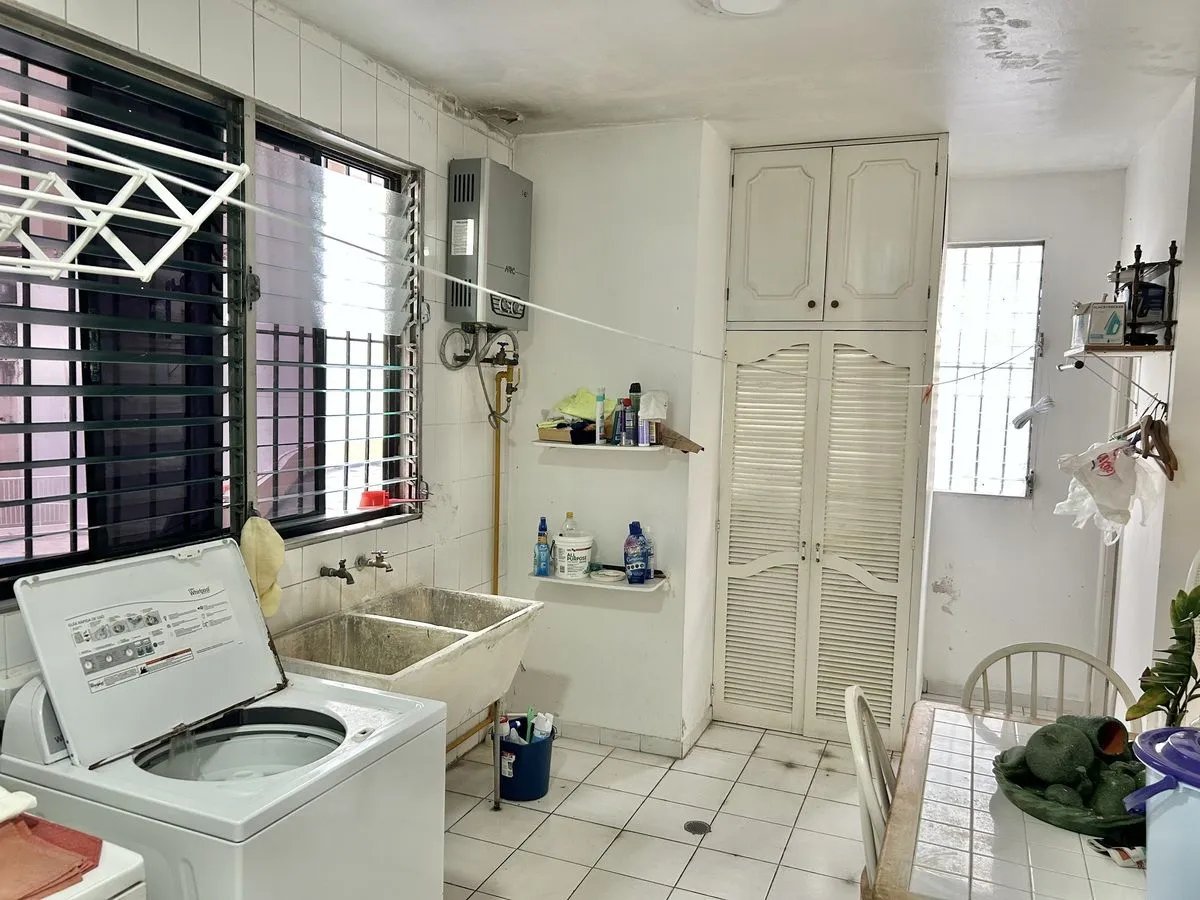 Venta piso completo Regent en Paitilla