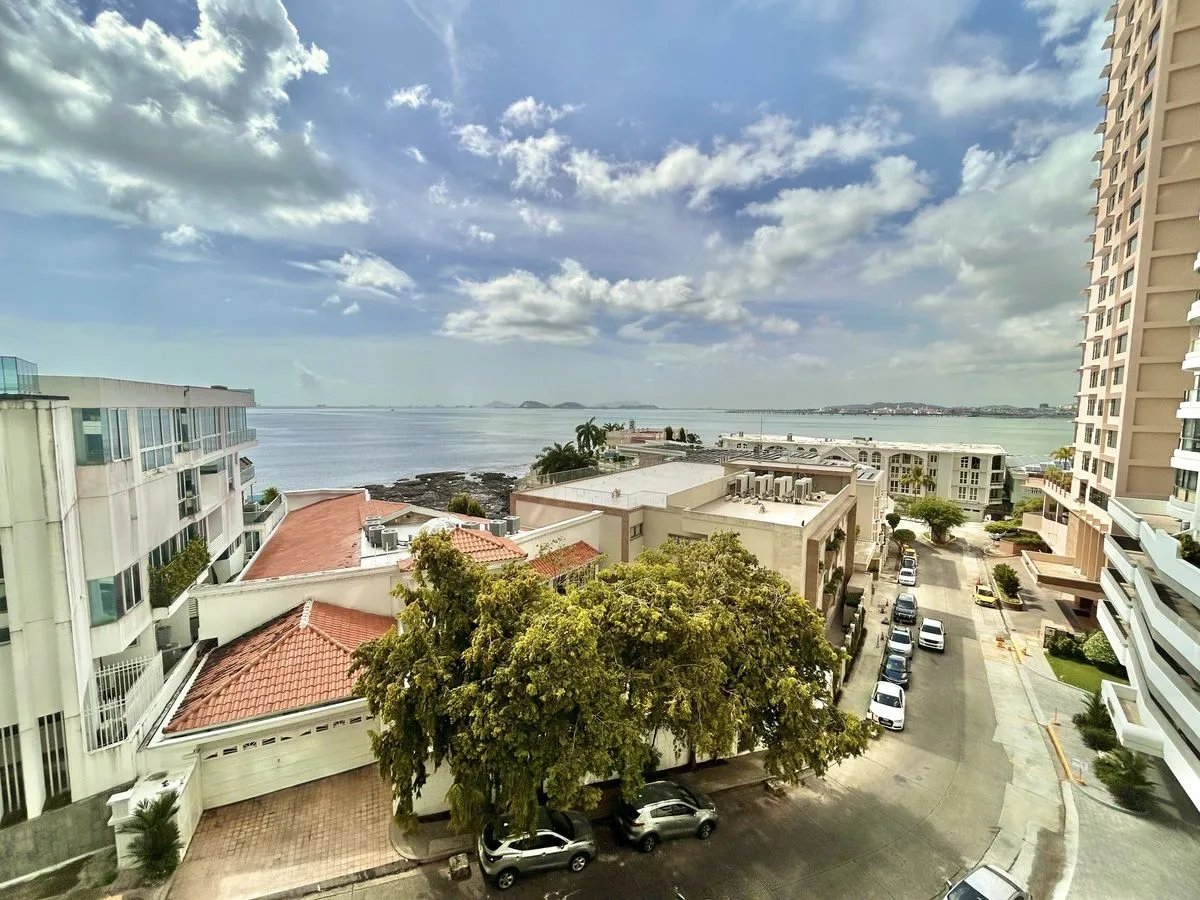 Venta piso completo Regent en Paitilla