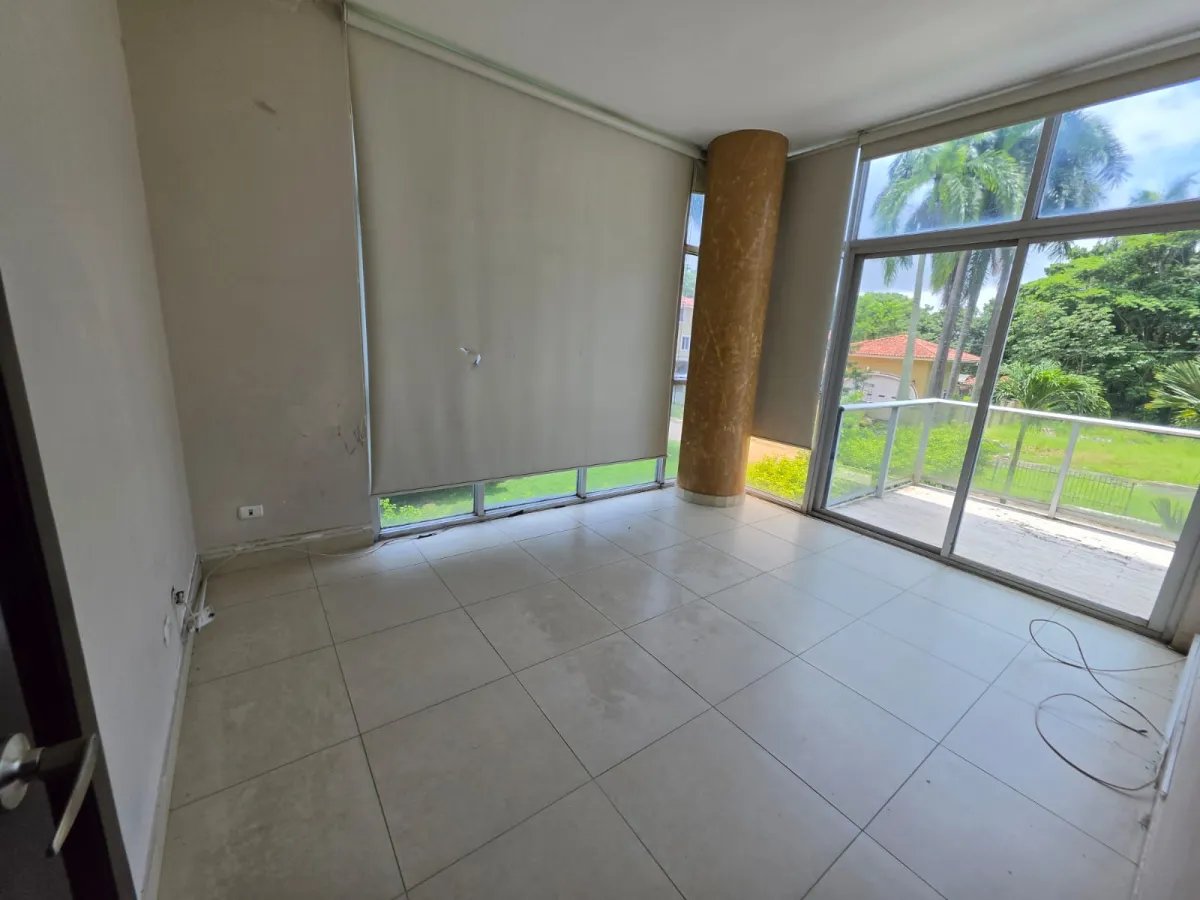 Venta de Apartamento  en PH The Bridge, Amador