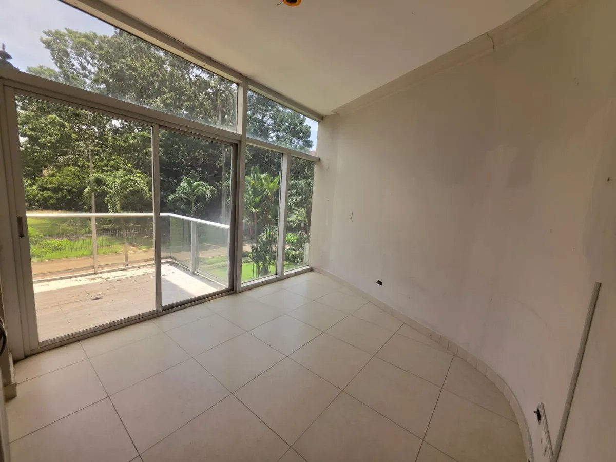 Venta de Apartamento  en PH The Bridge, Amador
