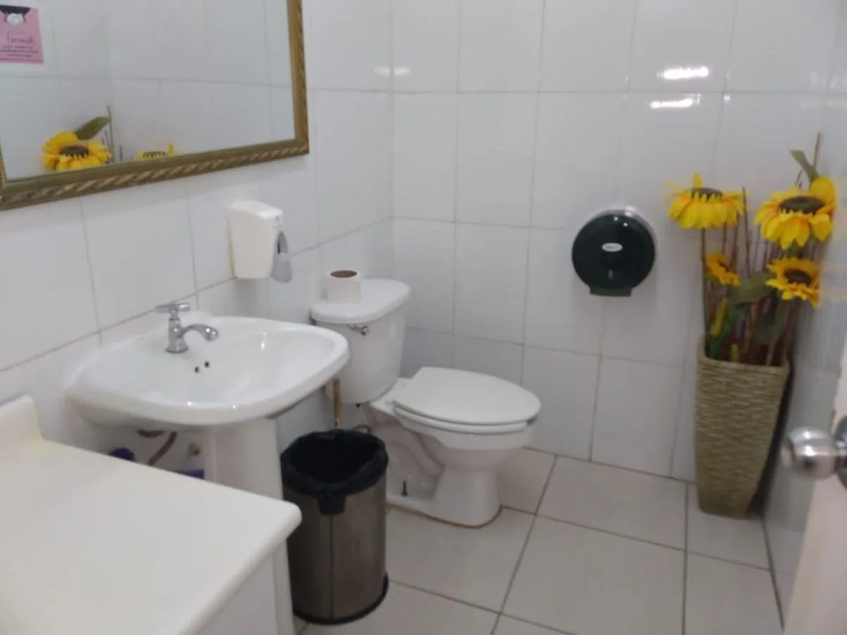 ALQUILER CASA LOCAL