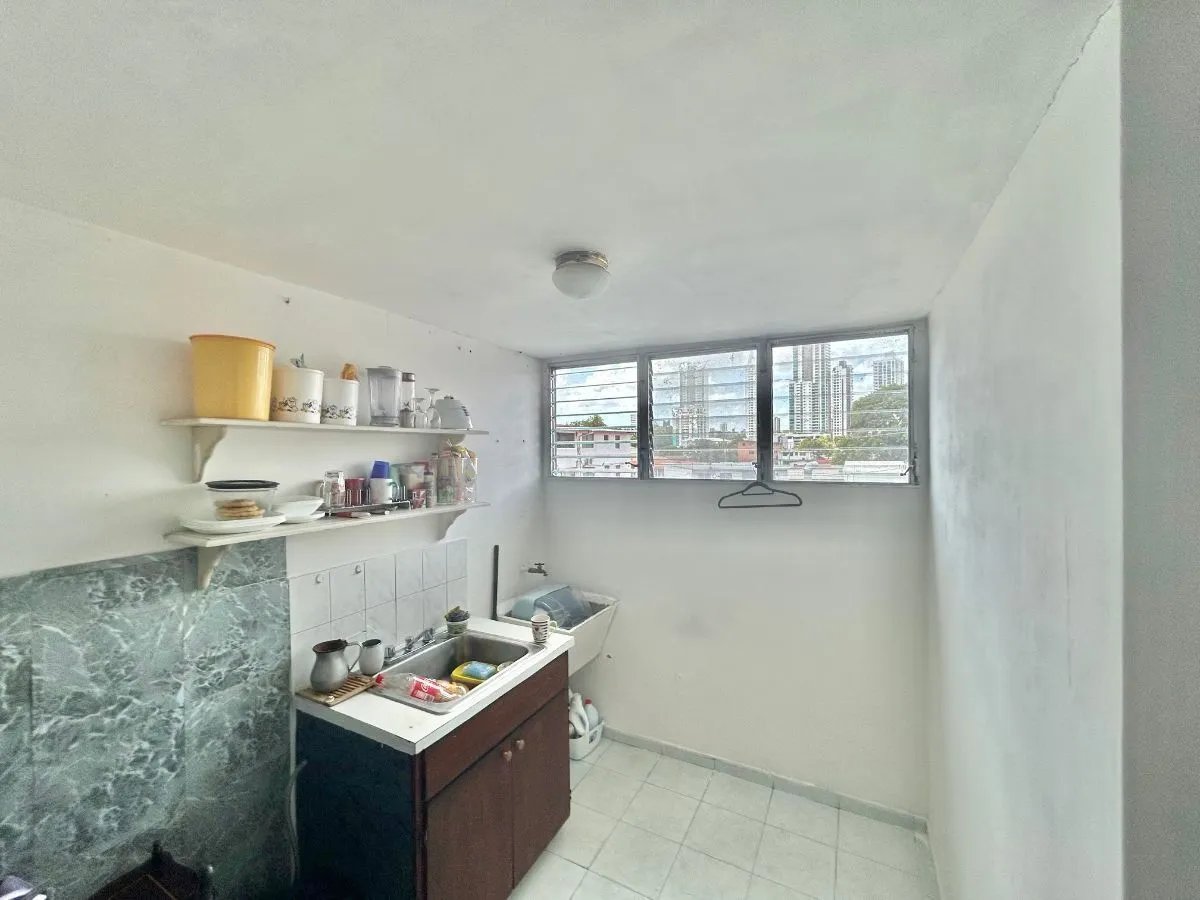 Apartamento à Venda em Parque Lefevre