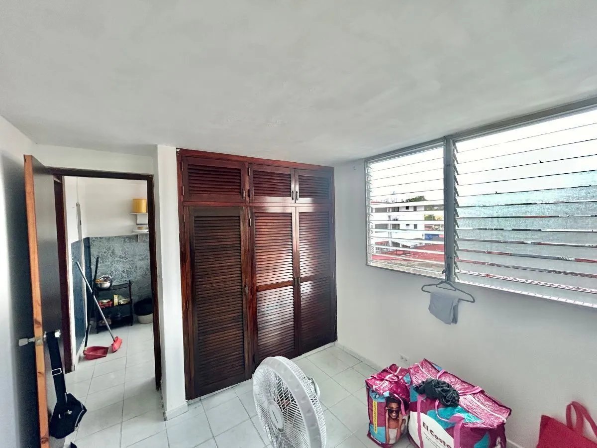 Apartamento à Venda em Parque Lefevre