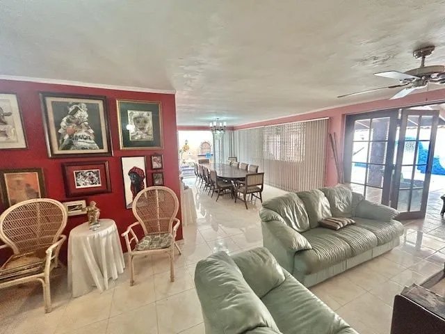 Casa à Venda em La Alameda