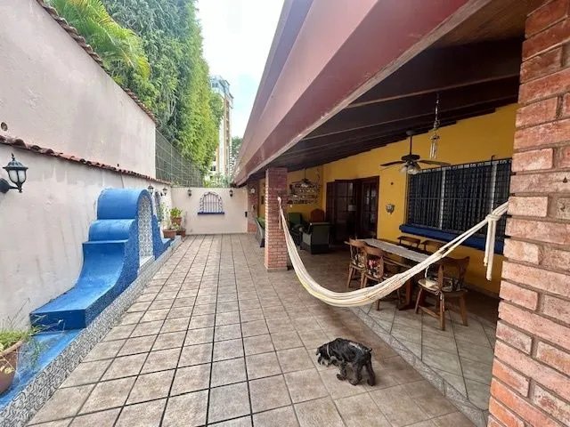Casa à Venda em La Alameda