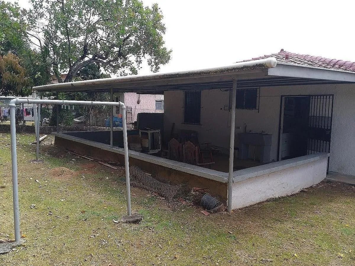 Casa buen estado ideal para oficina y vivienda en BETANIA