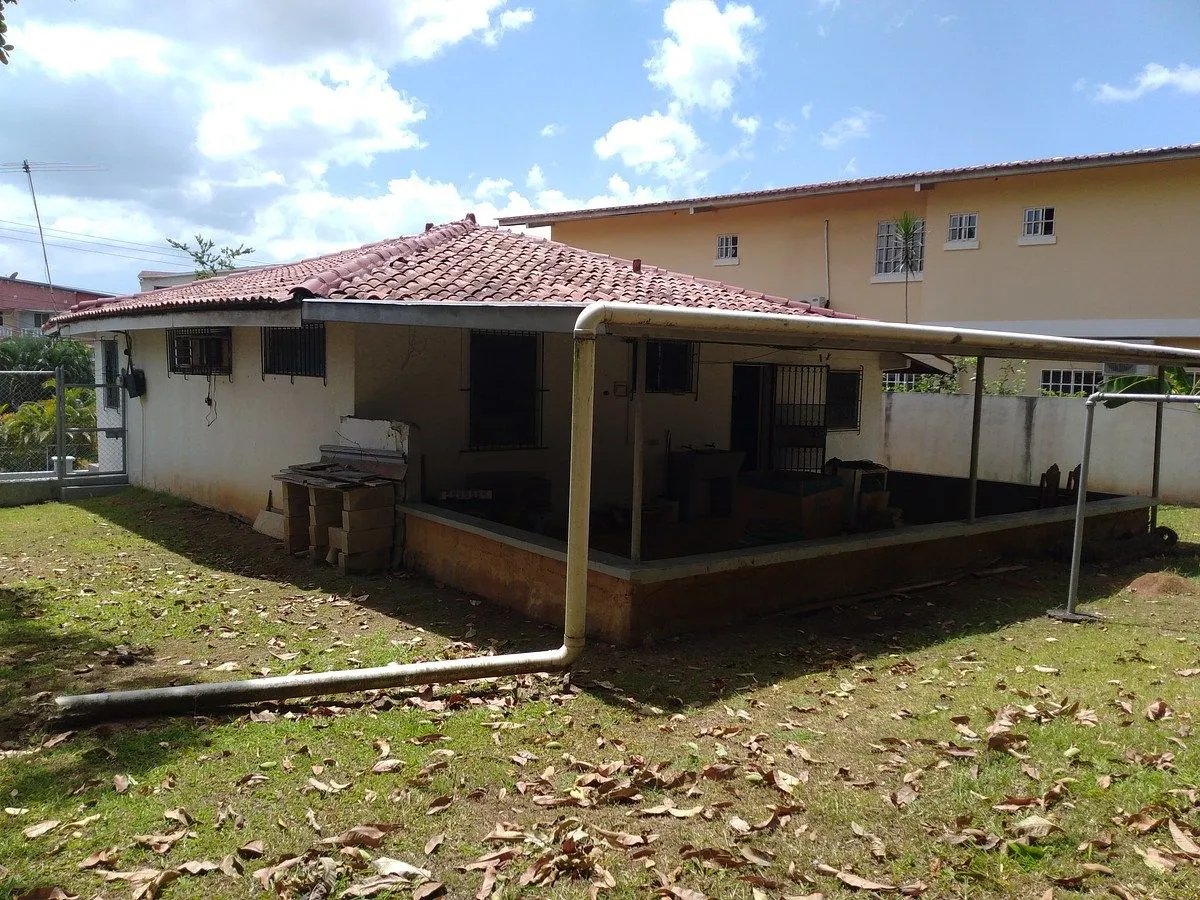 Casa buen estado ideal para oficina y vivienda en BETANIA