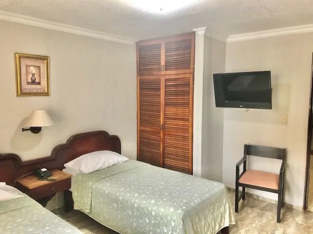 VENTA  EDIFICIO CENTRICO IDEAL PARA HOTEL