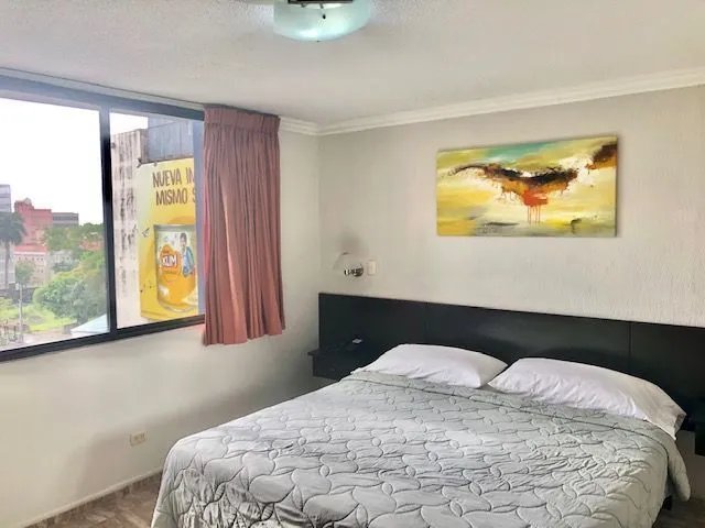 VENTA  EDIFICIO CENTRICO IDEAL PARA HOTEL