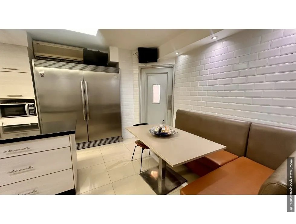Se vende apartamento en Avenida Balboa, Panamá