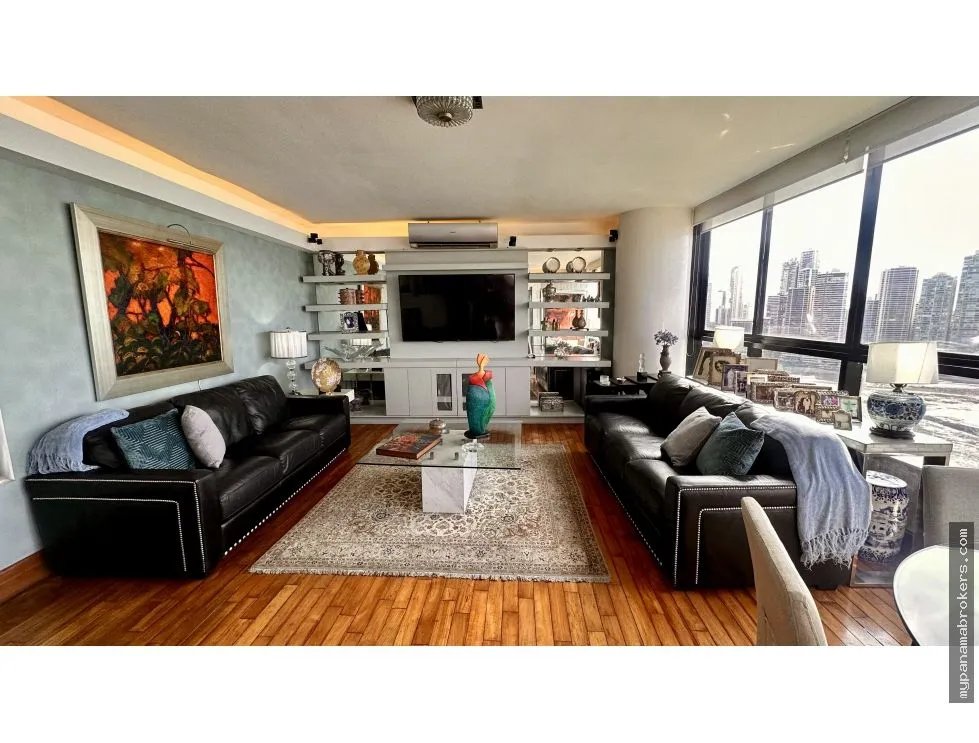 Se vende apartamento en Avenida Balboa, Panamá