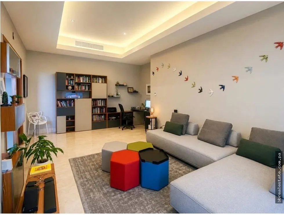 Alquiler de apartamento en PH Santa Maria Court, Santa María.