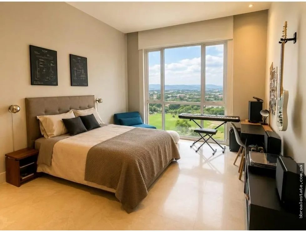 Alquiler de apartamento en PH Santa Maria Court, Santa María.