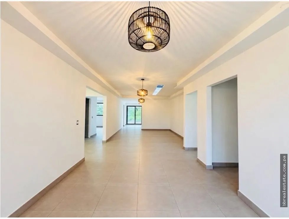 Venta de Casa nueva en Residencial Malibu, Gorgona
