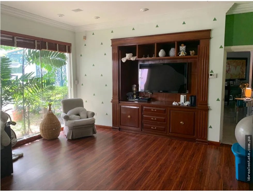 Casa à Venda em Altos Del Golf