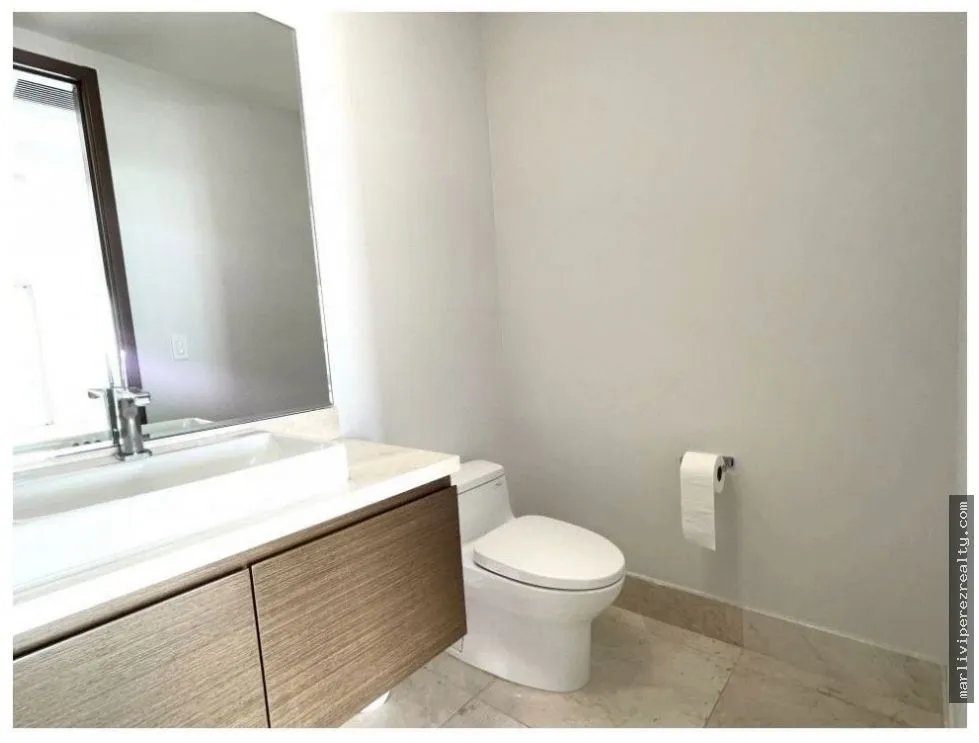 Apartamento para Alugar em Costa Del Este