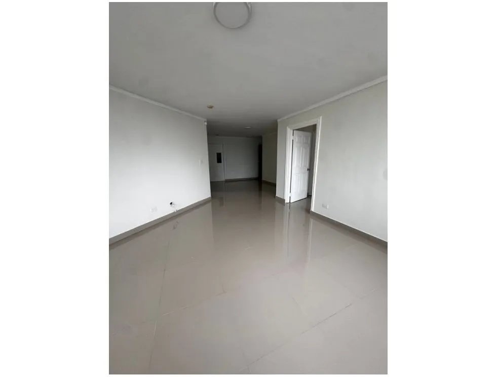 Venta de apartamento en PH Brisas del San Fernando, Vía España. MY