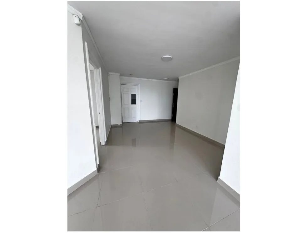 Venta de apartamento en PH Brisas del San Fernando, Vía España. MY