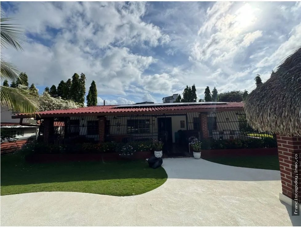 Se Vende Casa en Coronado, Playa Serena