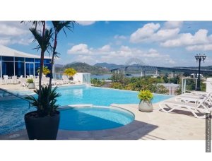 Apartamento à Venda