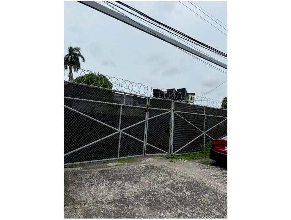 Warehouse Rental in Parque Lefevre. GM