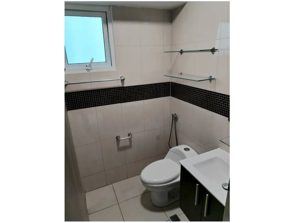 Alquiler de apartamento en PH Elmare 700, Edison Park. GM