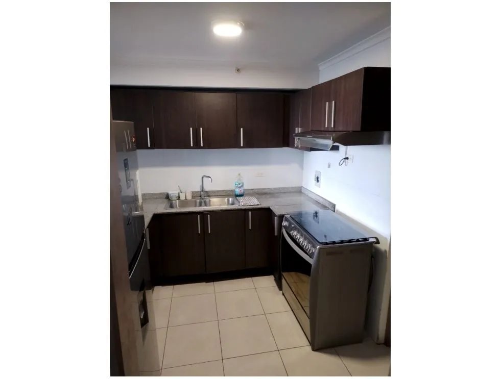 Alquiler de apartamento en PH Elmare 700, Edison Park. GM