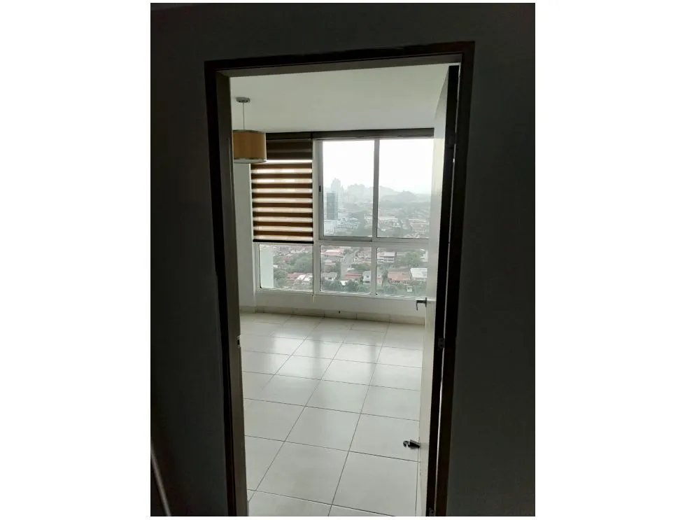 Alquiler de apartamento en PH Elmare 700, Edison Park. GM