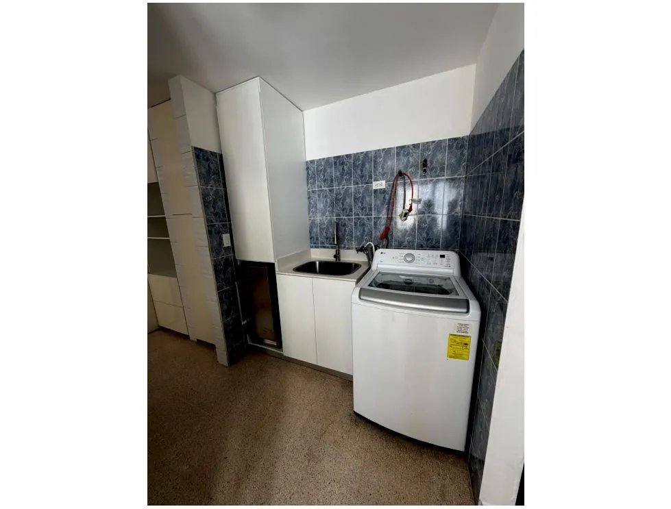 Alquiler de apartamento amoblado en Vista Mar, Paitilla. JC