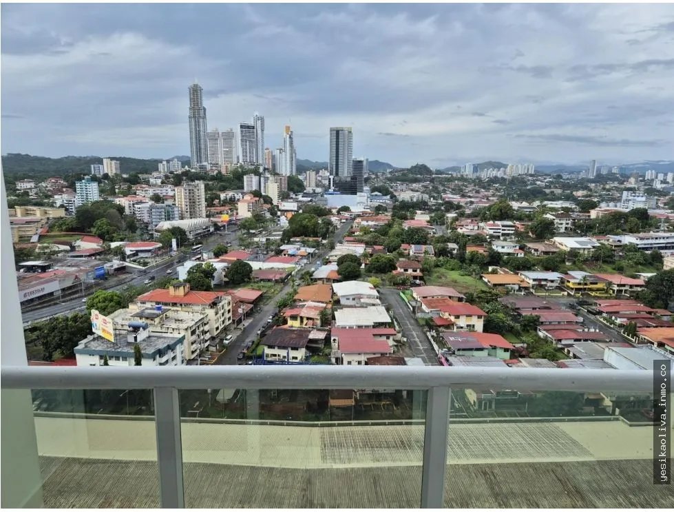 Apartment for Sale in Edison Park
